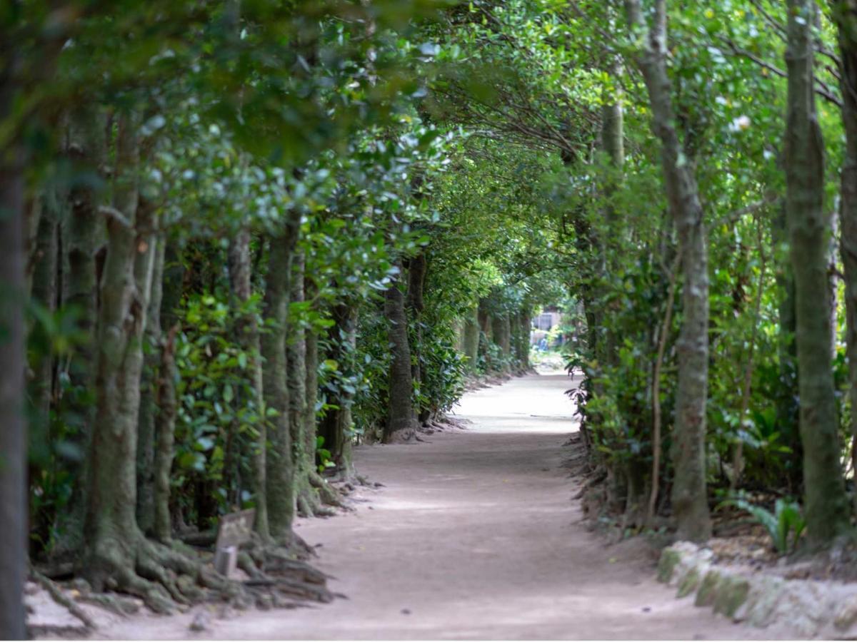 Hotel Palm Tree Hill Okinawa Exterior foto